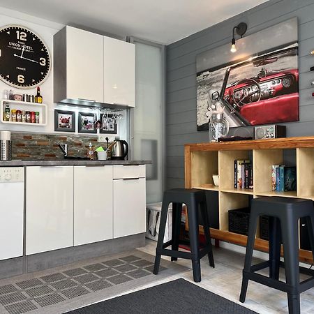 Living At Saarpartments - Adultsonly - Business & Holiday Homes With Kitchen For Long- And Short Term Stay, 3 Min To St Johanner Markt And Points Of Interest Saarbruecken Exterior photo